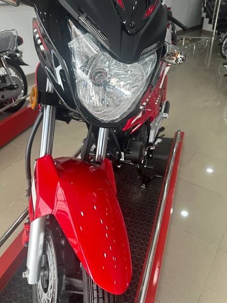 honda CB150F 2024 in showroom 0