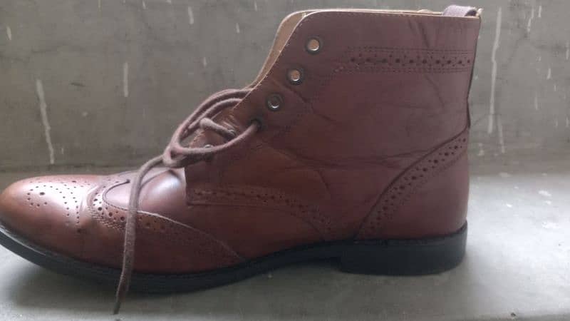 100% leather shooz urgent for sale 1