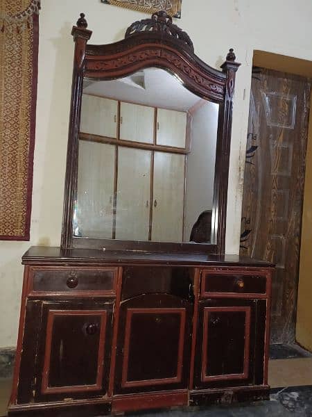 King size bed and dressing table available for sale 9