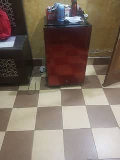 pel mini fridge red