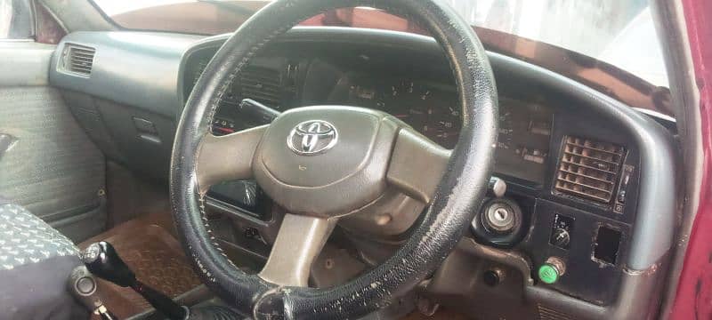 Toyota Hilux 94 double cebin LN,107 SSR 10