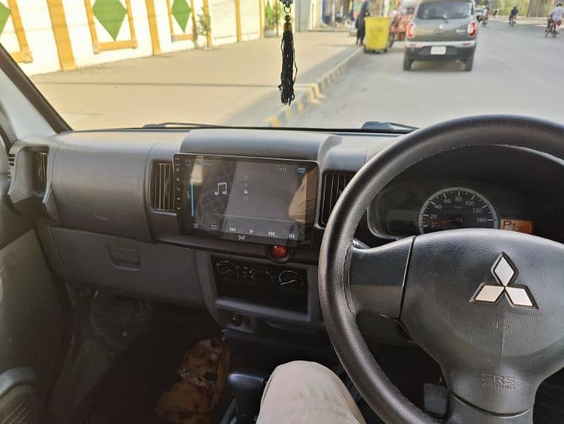 Mitsubishi mini cab 12\17 10