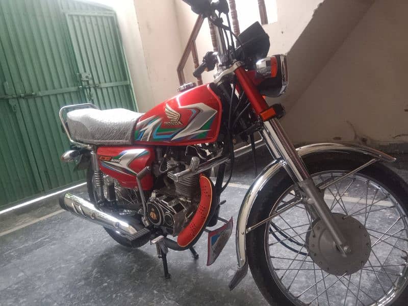 Honda 125 one hand used mint condition 5