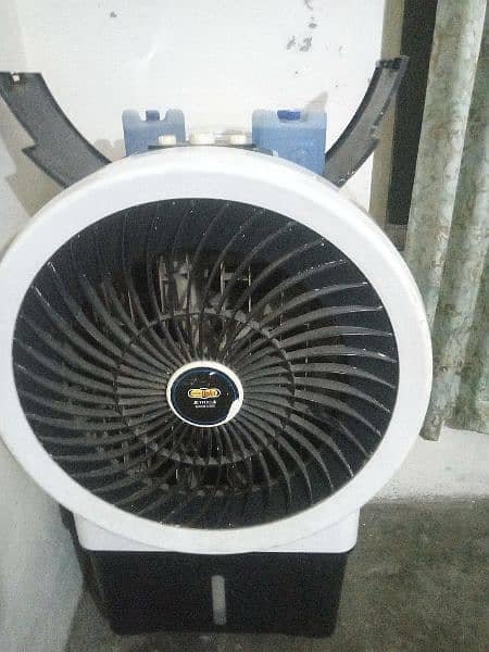 new ac coller condition 10 / 9.9 all ok delivery not available 4