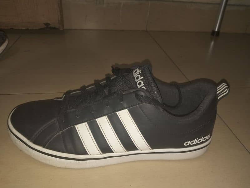 Selling my all brands original shoes which include Nike ' Adidas 4