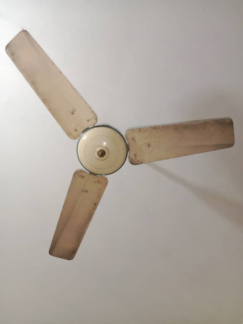 6 celling fans 100% copper winding. in Good condition. 1