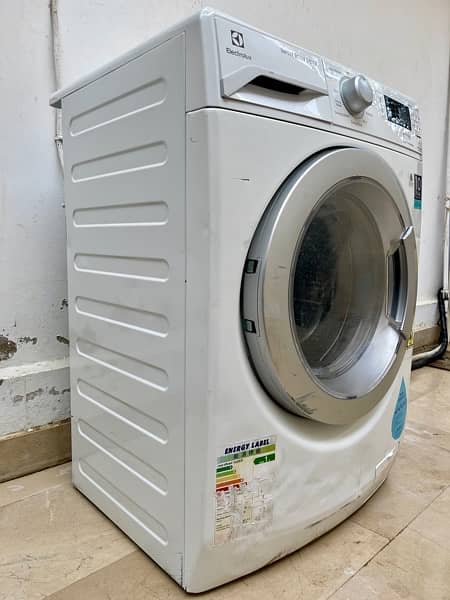 Electrolux Washer Dryer, Automatic, 7/5 kg capacity 2