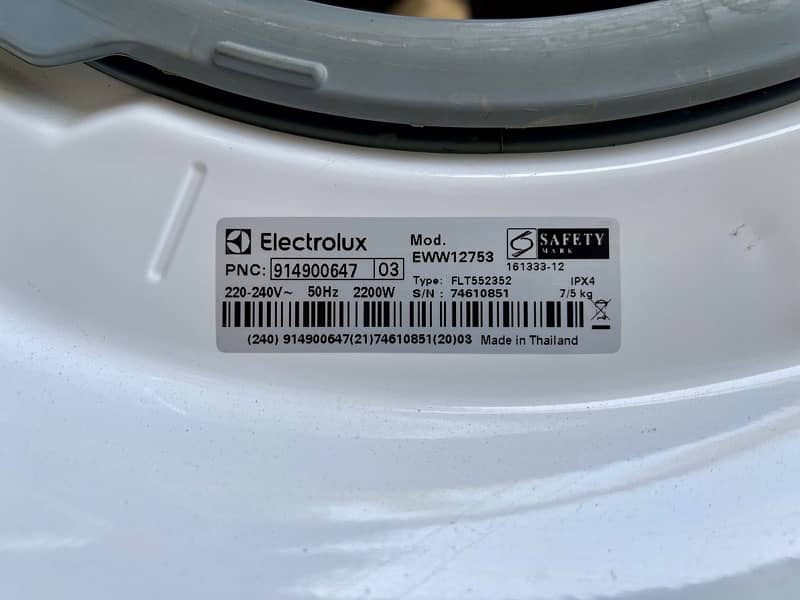 Electrolux Washer Dryer, Automatic, 7/5 kg capacity 8