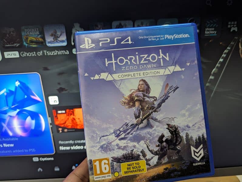 Horizon Zero Dawn Complete Edition  PS4 Disk 0