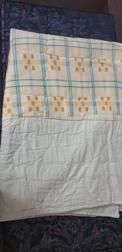 Blanket, comforter and quilts (razzai)