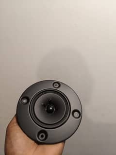 speakers / mids