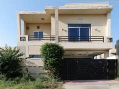 7 Marla Double Unit 4 Bedroom House For Sale In Umer Block