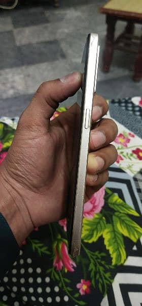 Oppo f21 pro Very Clean condition. 5