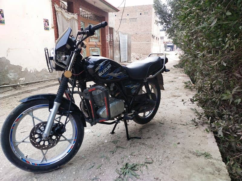 Suzuki GS 150se for sell in Good condition 5