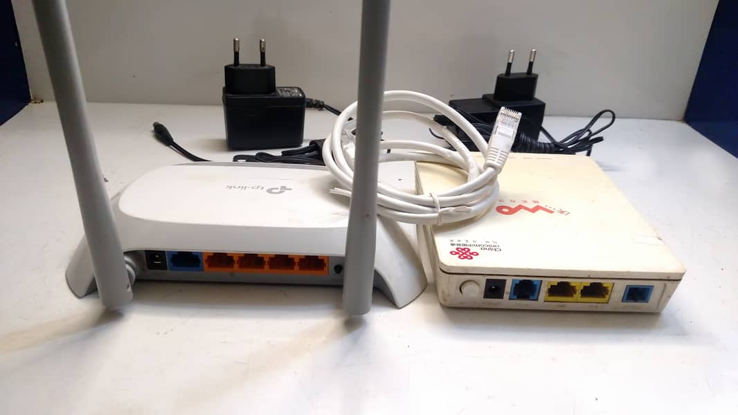 tplink 840 double anteena wifi router with huawei Fiber Gpon,Epon ONU 1