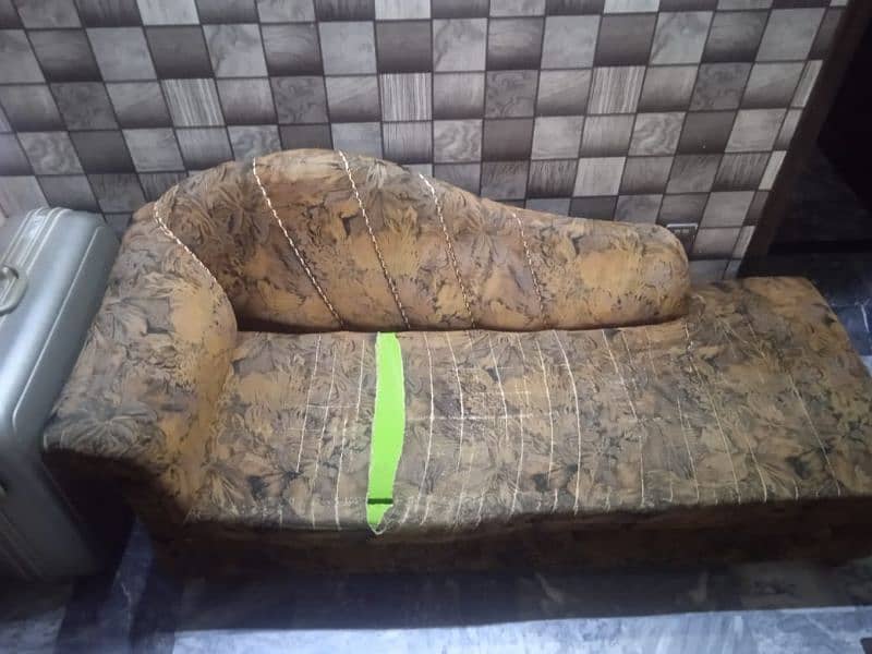 purane sofa poshish new karvayen 2
