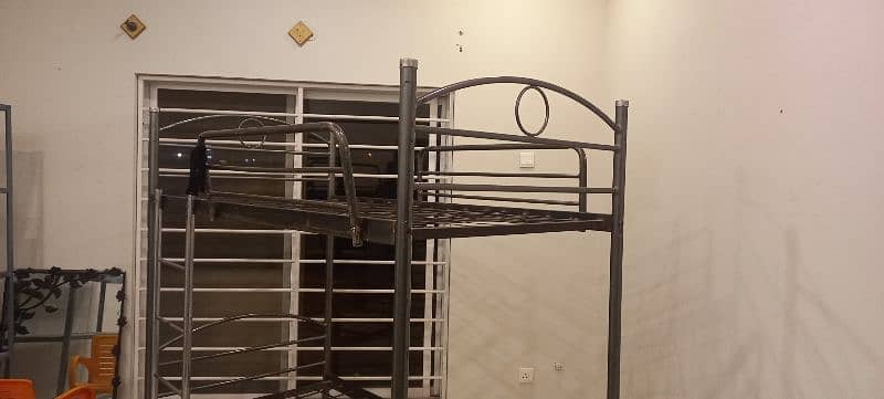 IRON BUNK BED DOUBLE STORY 1