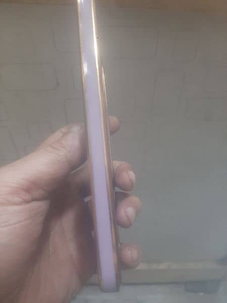 vivo y91  Ram 6/128 Best condition.  disply chng 19