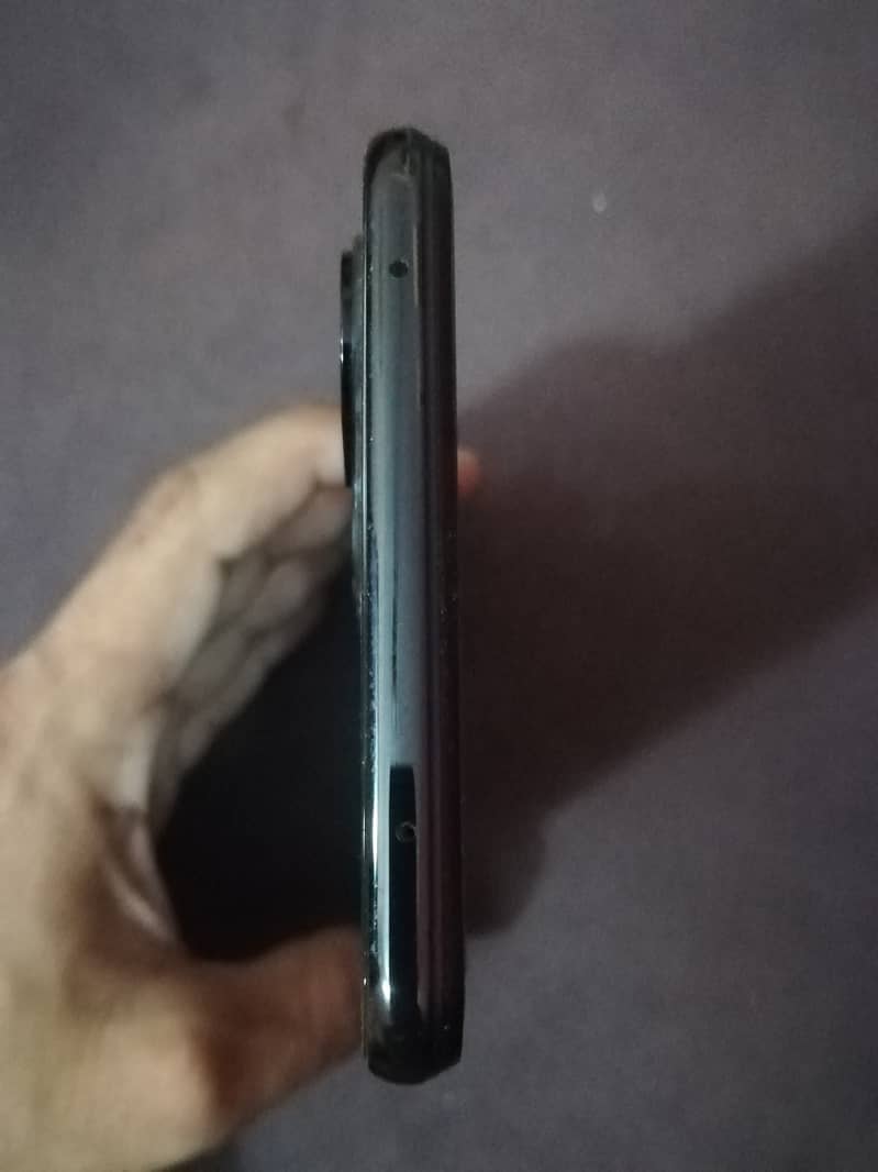 XIAOMI MI 11 LITE with Original Charger, cable & Box 3