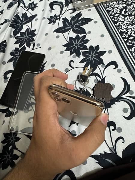 iPhone 11 Pro 64Gb Pta Approved 4
