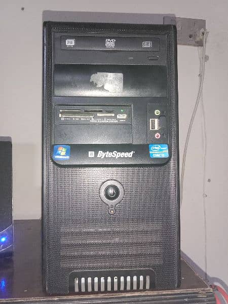 CORE i5 2nd generation With Amd Radeon HD 5770 graphics card 3