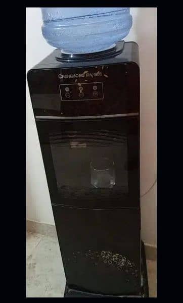 changhong ruba water dispenser. 0