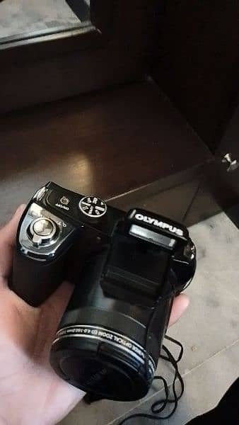 i am selling my camera 2