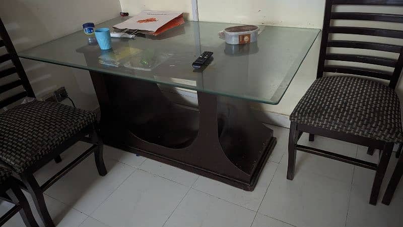 Stylish dining table for sale with 4 chairs 2
