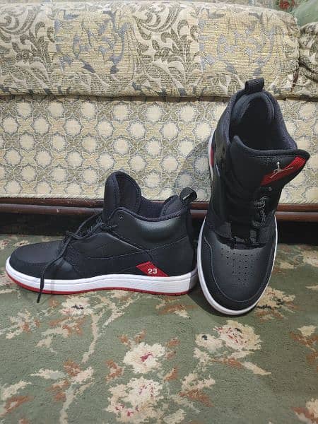 Jordan Fadeaway Sneaker 1