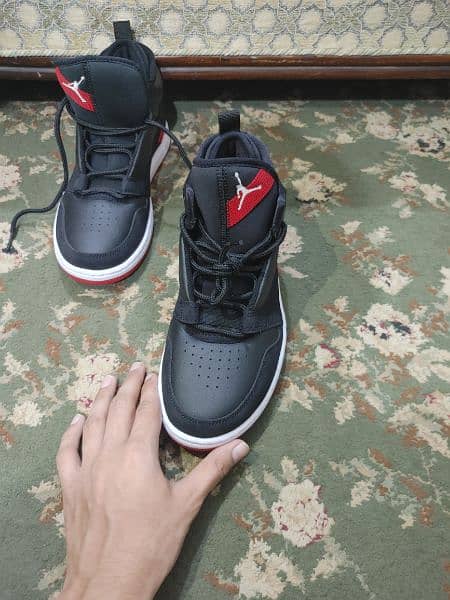 Jordan Fadeaway Sneaker 2