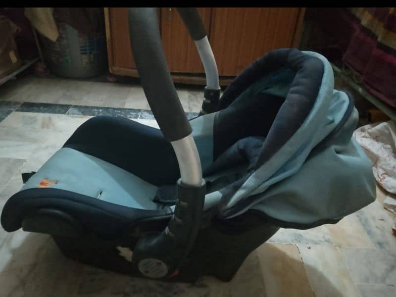 baby car seat and carrying coat 3