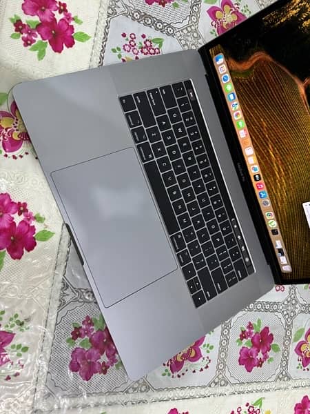 Macbook Pro 2016 15 Inch 16GB 512GB 2GB Card Macos Sonoma 14.4 1