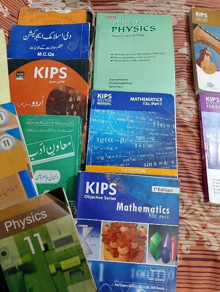 kips notes10th class/first year /books 1