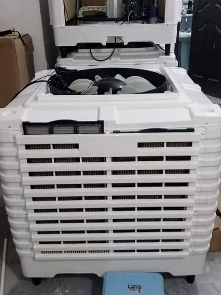 Evaporative cooler and Duct system 0