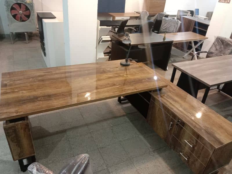 Executive table/manager desk/office table 10