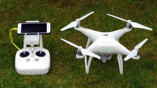 Phantom 4 pro drone for sale lush condition 0