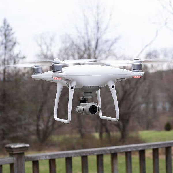 Phantom 4 pro drone for sale lush condition 1