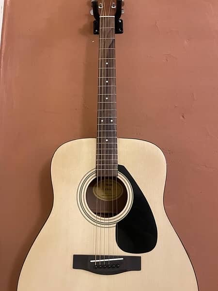 Yamaha F310 Acoustic Guitar - With full Bag - 10/10 Condition 9