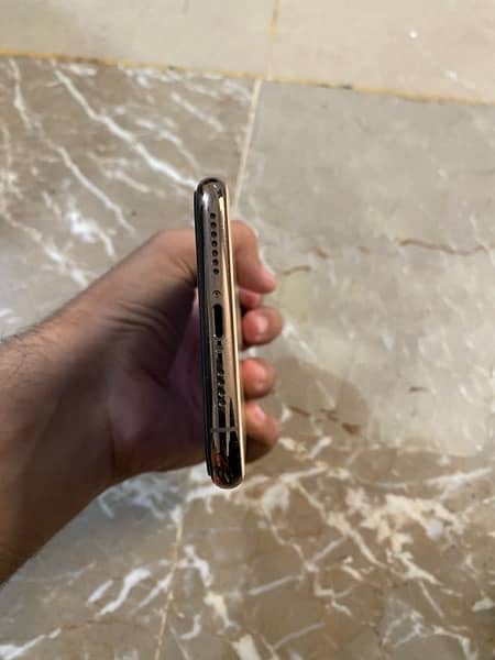 Iphone 11 pro max 256gb pta approved 2