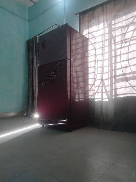 my VIP full size fridge for sale. 0