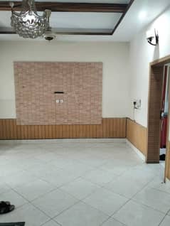 30*60 like Brand New House available for rent in G-11 real pics