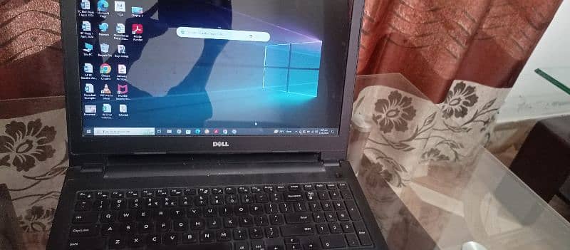 Dell Laptop 0