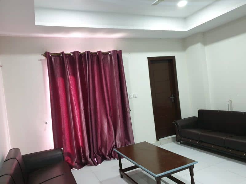 B-17 2bed fully furnished flat available for rent 9