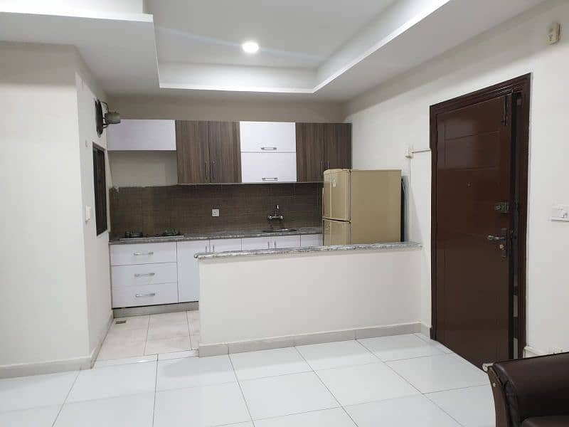 B-17 2bed fully furnished flat available for rent 10