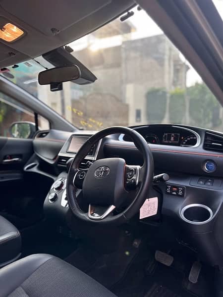 Toyota Sienta G package 2018-23 8