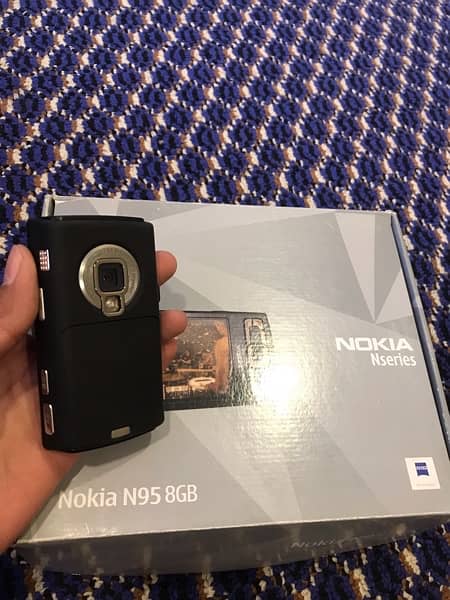 NOKIA N95 8GB 1