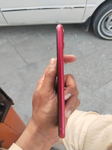 iphone11 128gb official Pta approved 4