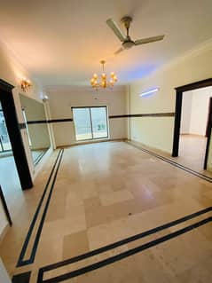 Three Bedrooms Apartment Available For Sale In Al Safa Heights-1 F-11 Markaz 0