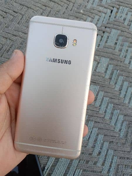 Samsung galaxy c5 1