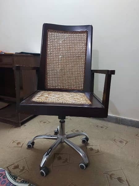 Revolving office chair 2